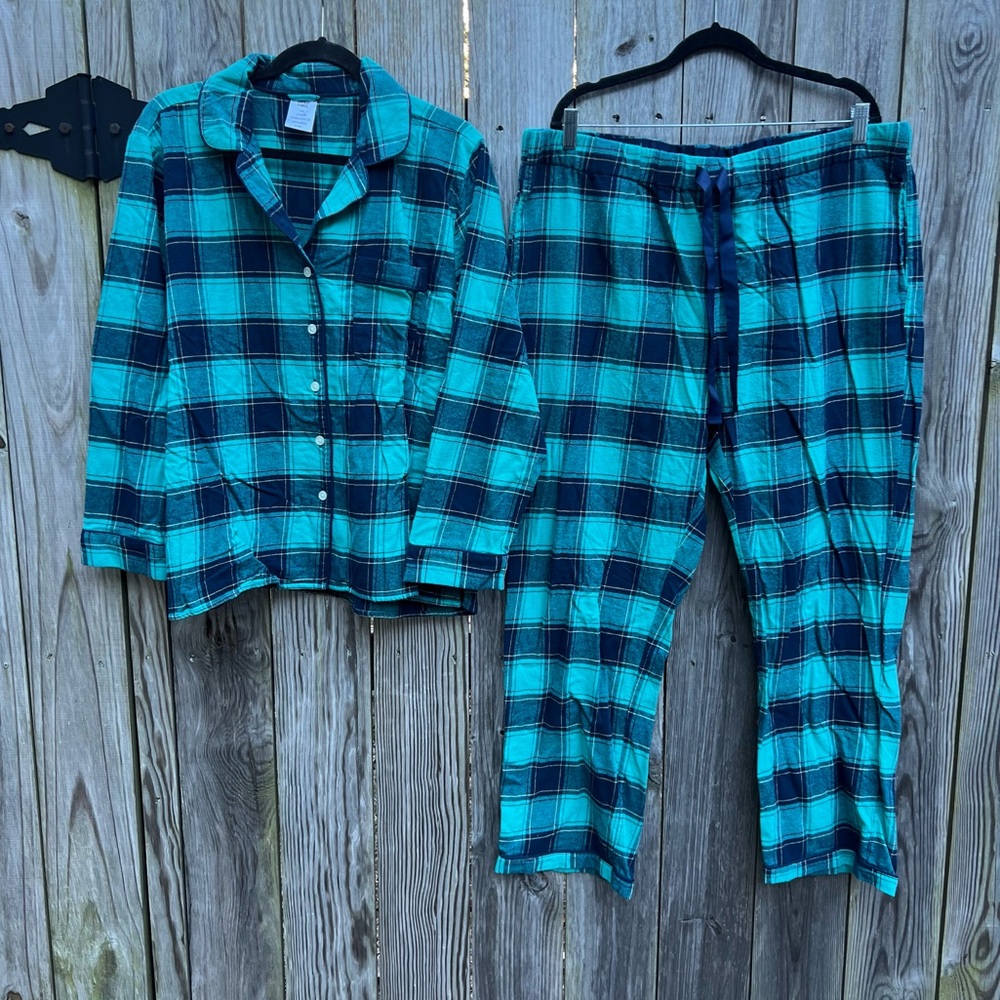 Lands' End Teal & Navy Plaid Flannel Pajama Set